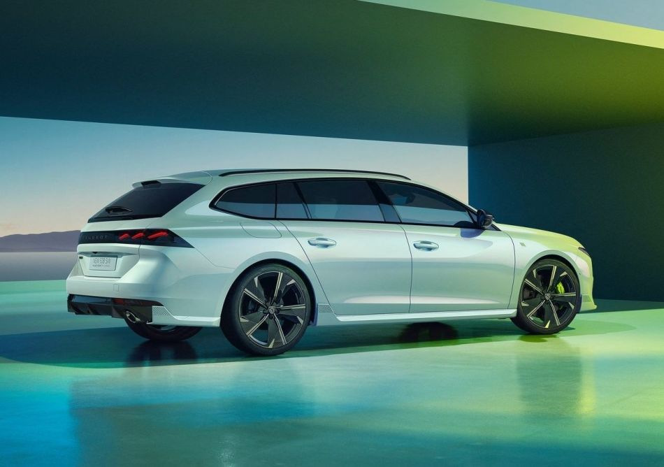 Recenzia modernizovaného kombi Peugeot 508 SW