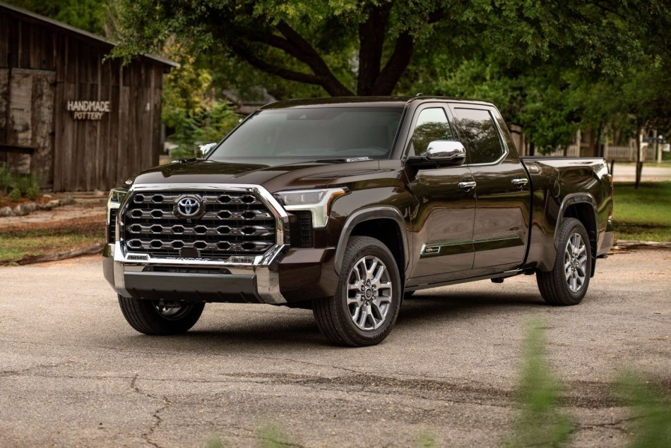Recenzia pick-upu Toyota Tundra tretej generácie