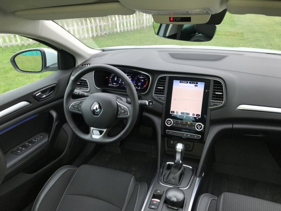 Recenzia modernizovaného Renault Megane Sedan 4. generácie