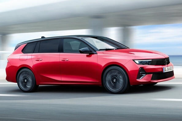 Recenzia elektrického kombi Opel Astra Sports Tourer Electric