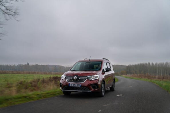 Test elektrického minivanu Renault Kangoo E-Tech