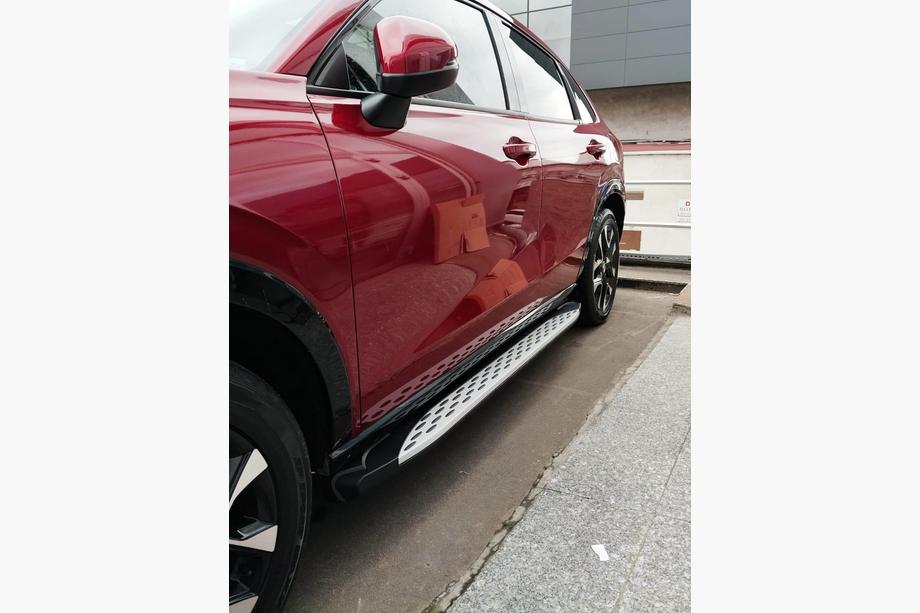 Honda ZR-V 2022– Bočné nášľapy Shining (2 ks, hliník) Fotografia 4