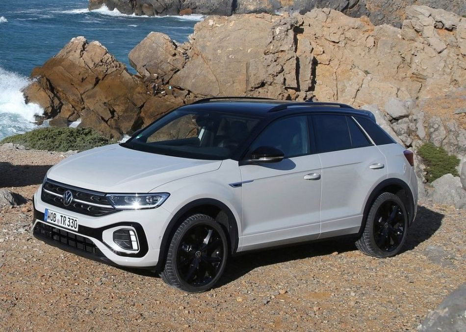 Volkswagen T-Roc: prehľad modernizovaného crossoveru