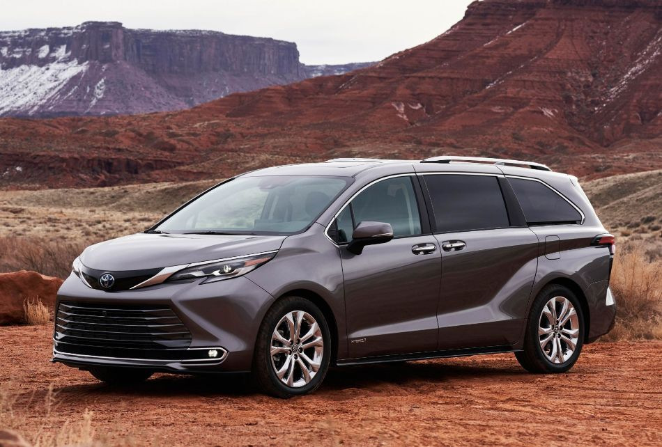 Prehľad štvrtej generácie minivanu Toyota Sienna