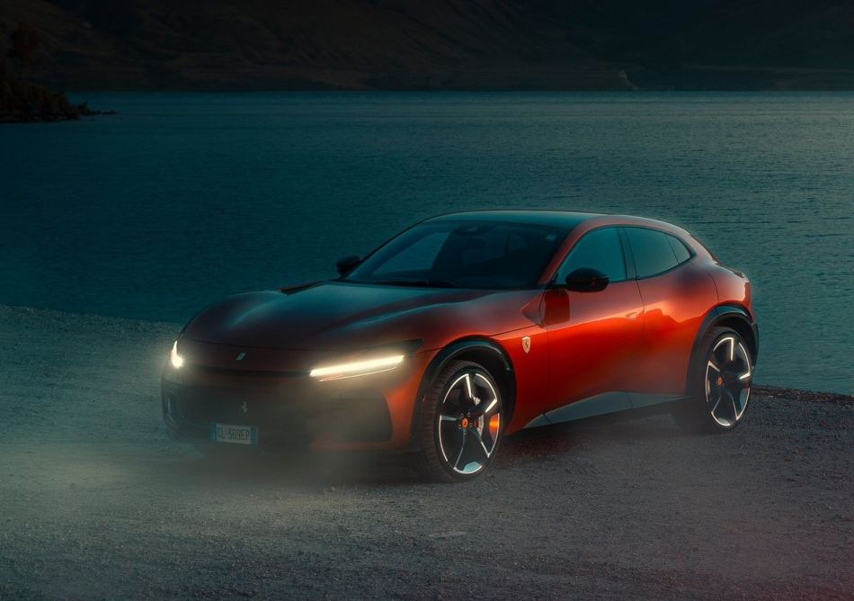 Test športového crossoveru s pohonom všetkých kolies Ferrari Purosangue