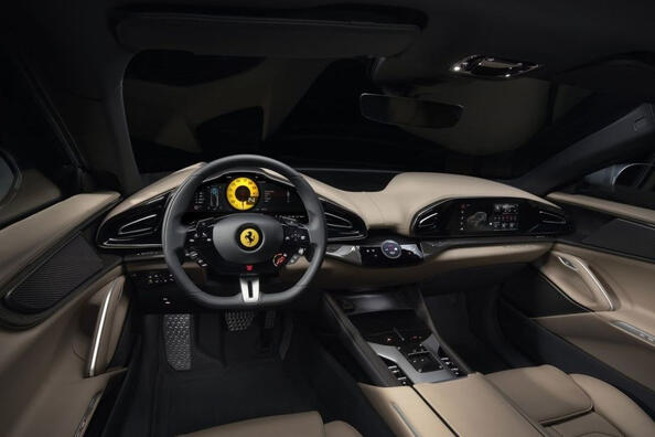 Test športového crossoveru s pohonom všetkých kolies Ferrari Purosangue Fotografia 6