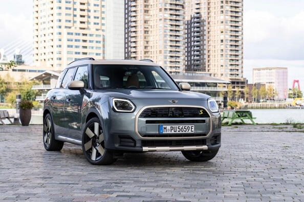 Prehľad tretej generácie crossoveru MINI Countryman