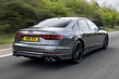 Modernizovaný športový sedan Audi S8 fotografia 4