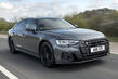 Modernizovaný športový sedan Audi S8 fotografia 2