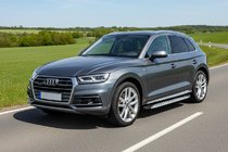 Audi Q5 2017–2025 Bočné nášľapy Shining V1 (2 ks, hliník) fotografia 1