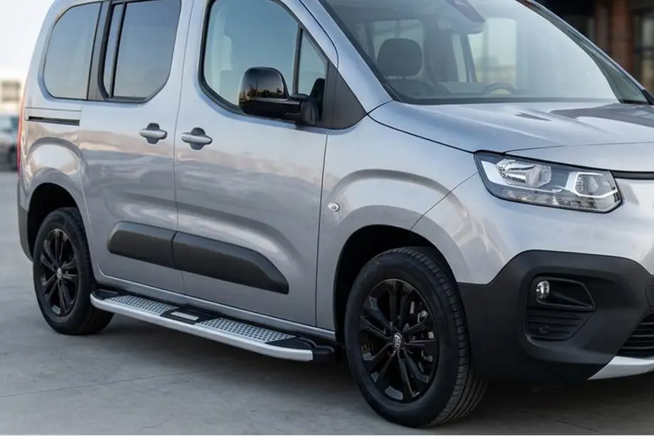 Fiat Doblo III 2023– Mevsim Grey bočné nášľapy (2 ks, hliník) Image