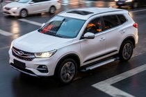 Chery Tiggo 7 2020– Bočné nášľapy New Vision Grey (2 ks, hliník) fotografia 1