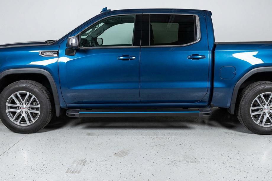 GMS Sierra 2019– Bočné nášľapy Maya Blue (2 ks, hliník) Image