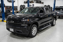 Chevrolet Silverado 2019– Bočné nášľapy Duru (2 ks, hliník) fotografia 1