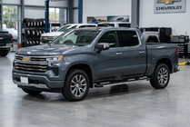 Chevrolet Silverado 2019– Bočné prahy Maya V1 (2 ks, hliník) fotografia 2