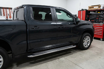 Chevrolet Silverado 2019– Bočné nášľapy Maydos V2 (2 ks, hliník) fotografia 1