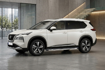 Nissan X-trail T33/Rogue 2022– Bočné nášľapy BlackLine (2 ks, hliník) fotografia 1
