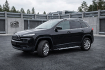 Jeep Cherokee KL 2013– Bočné nášľapy Sunrise (2 ks, hliník) fotografia 1