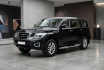 Nissan Armada 2016–2024 Bočné nášľapy Tayga V2 (2 ks, hliník) fotografia 1