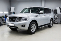 Nissan Armada 2016–2024 Bočné nášľapy Duru (2 ks, hliník) fotografia 1
