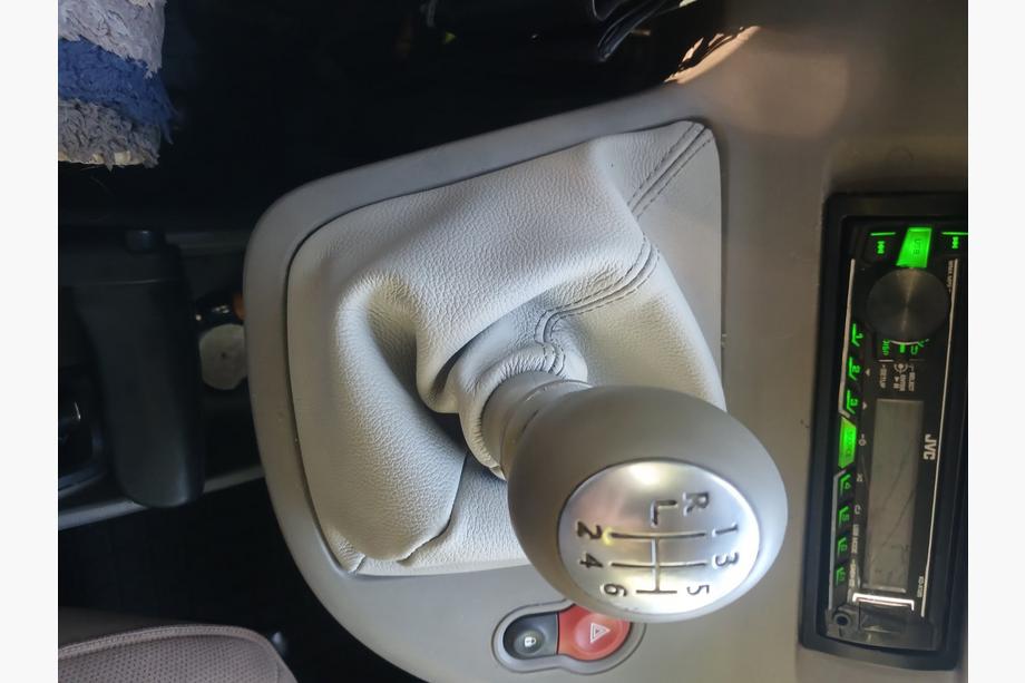 Renault Kangoo 2008–2020 Manžeta radiacej páky (koža) (sivá) Fotografia 5