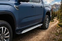 Volkswagen Amarok 2022– Bočné nášľapy Shining V1 (2 ks, hliník) fotografia 1