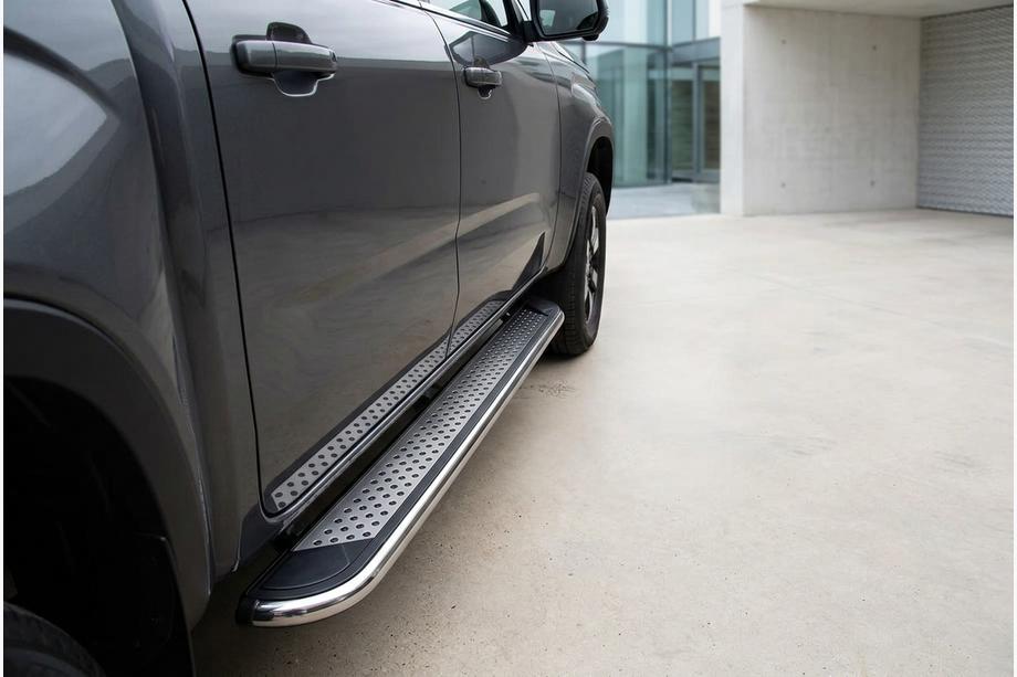 Volkswagen Amarok 2022– Bočné nášľapy Maydos V2 (2 ks, hliník) Image