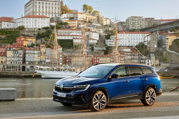 Renault Espace šiestej generácie: recenzia minivanu