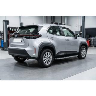 Bočné nášľapy BlackLine (2 ks, hliník) Toyota Yaris/Yaris Cross (XP210) 2020– fotografia 1