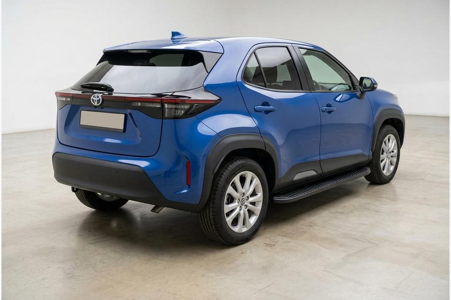 Toyota Yaris/Yaris Cross (XP210) 2020– Bočné prahy Tayga Black (2 ks, hliník) Image