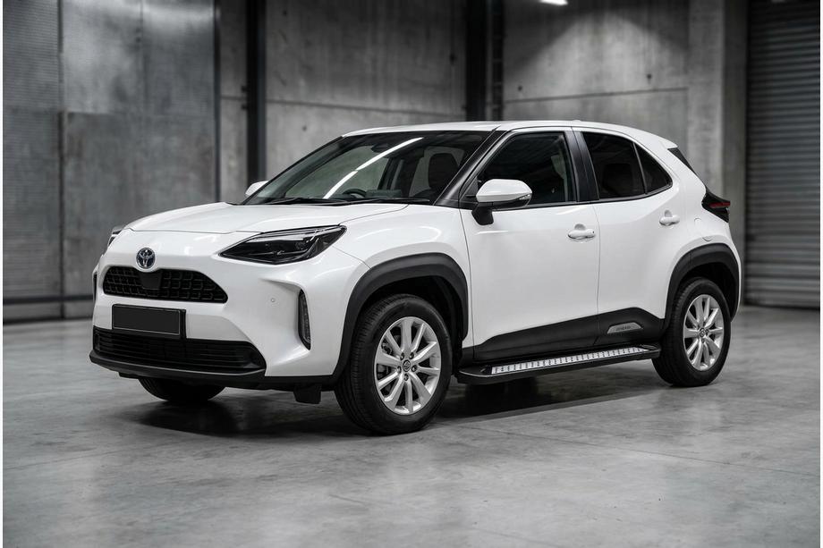 Toyota Yaris/Yaris Cross (XP210) 2020– Bočné nášľapy Vision New Black (2 ks, hliník) Image