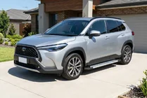 Toyota Corolla Cross 2020– Bočné nášľapy Vision New Grey (2 ks, hliník) fotografia 1