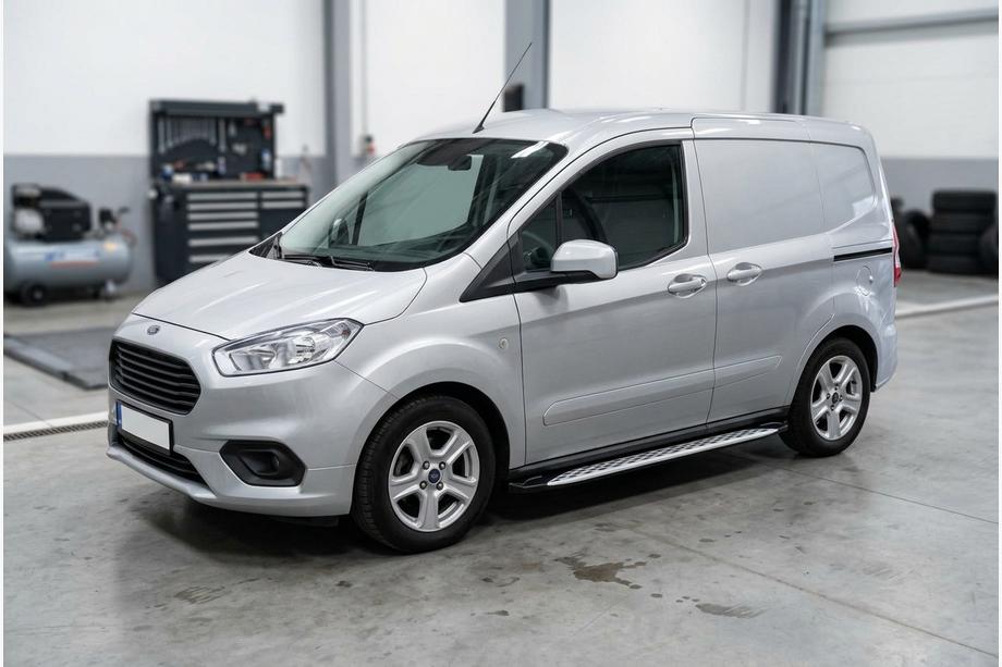 Ford Courier 2014–2023 Bočné nášľapy Shining V1 (2 ks, hliník) Image