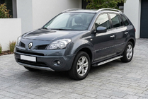 Renault Koleos 2008–2016 Bočné nášľapy Shining V1 (2 ks, hliník) fotografia 1