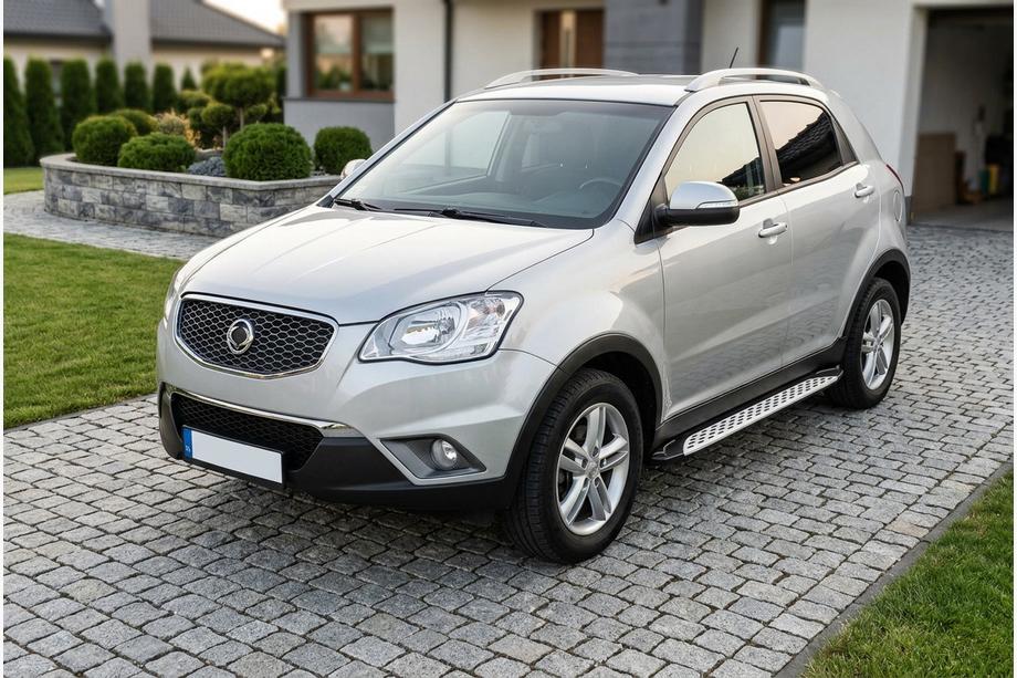 SsangYong Korando 2010–2019 Bočné nášľapy Shining V1 (2 ks, hliník) Fotografia 1