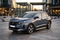 Peugeot 3008 2016–2023 Bočné nášľapy Shining V1 (2 ks, hliník) fotografia 1