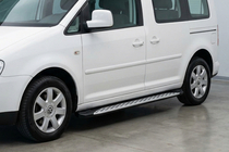 Volkswagen Caddy 2010–2015 Bočné nášľapy Shining V1 (2 ks, hliník) fotografia 1