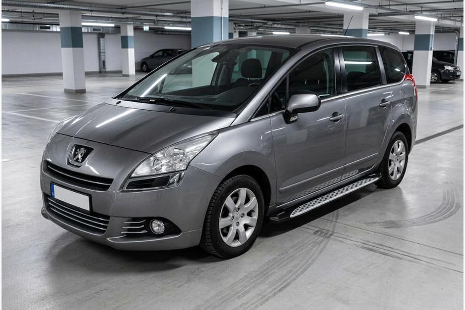 Peugeot 5008 2009–2016 Bočné nášľapy Shining V1 (2 ks, hliník) Image