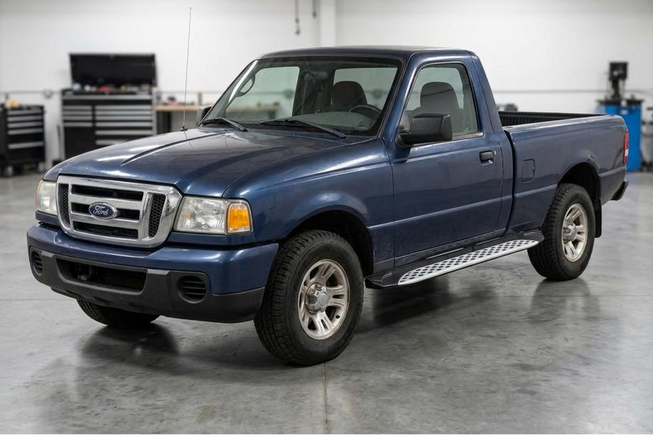Ford Ranger 2002–2006 Bočné nášľapy Shining V1 (2 ks, hliník) Image