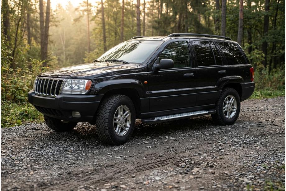 Jeep Grand Cherokee WJ 1999–2004 Bočné nášľapy Allmond Grey (2 ks, hliník) Image