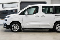 Citroen Berlingo/Multispace 2018– Bočné nášľapy Shining V1 (2 ks, hliník) Krátky rázvor fotografia 1