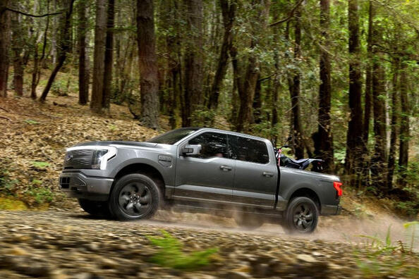 Ford F-150 Lightning: test elektrického pick-upu, dojazd a koniec výroby