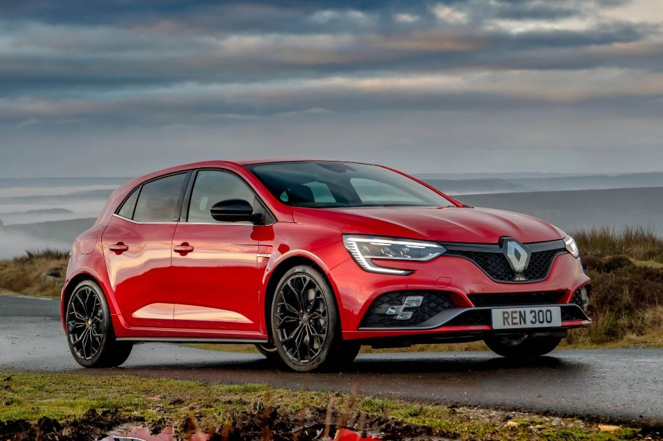 Recenzia hatchbacku Renault Megane R.S. štvrtej generácie