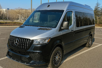Mercedes Sprinter W907/W910 2018– Bodykit (AMG) fotografia 4