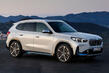 Prehľad kompaktného elektrického crossoveru BMW iX1 fotografia 2