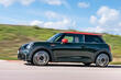 Test „nabitého“ hatchbacku MINI John Cooper Works 3D 3. generácie fotografia 3
