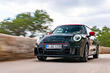 Test „nabitého“ hatchbacku MINI John Cooper Works 3D 3. generácie fotografia 2