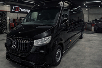 Mercedes Sprinter W907/W910 2018– Predný nárazník s mriežkou, ABS (na lakovanie) fotografia 2