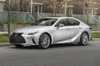 Recenzia modernizovaného sedanu Lexus IS fotografia 1