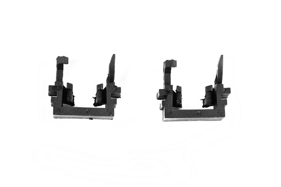 Ford Mondeo 2008–2014 Adaptér pre LED žiarovky H7 (diaľkové svetlo) (L12) (2 ks) Image